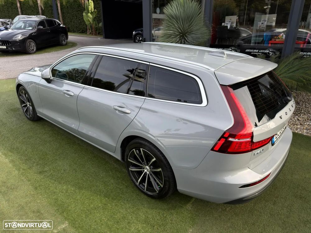 Volvo V60 2.0 T6 AWD TE Essential - 16
