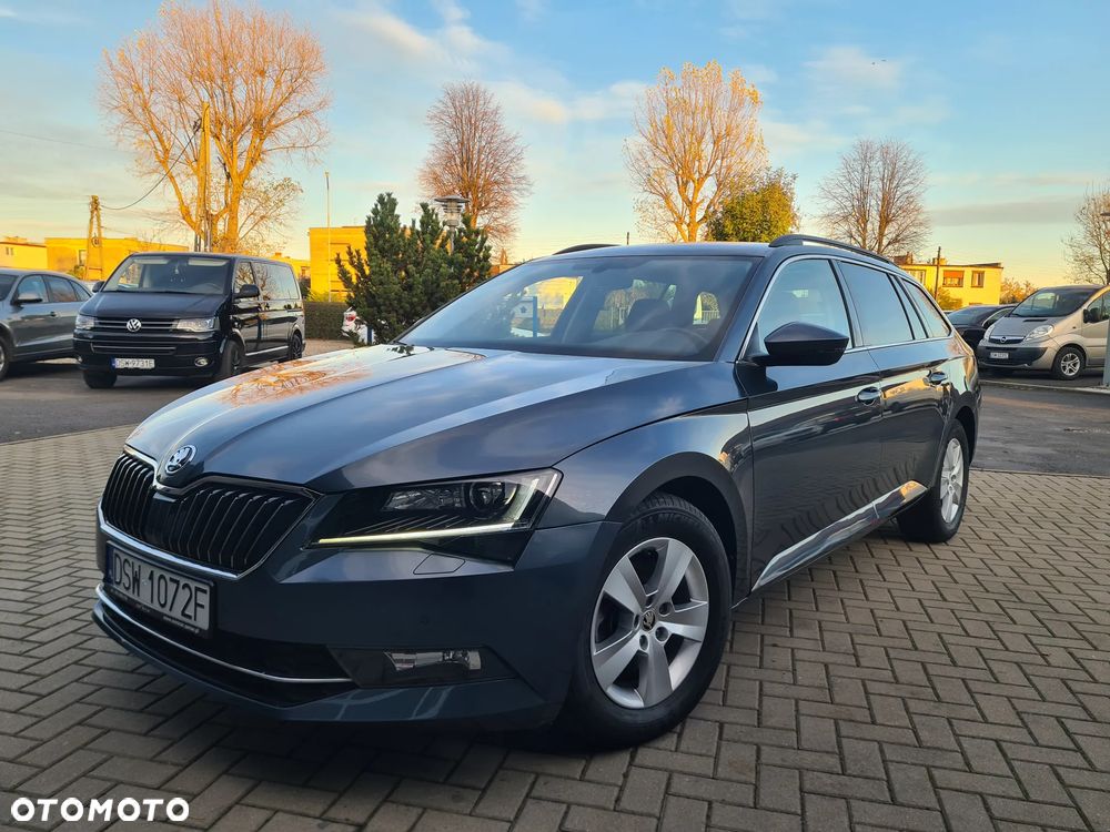 Skoda Superb 1.6 TDI Ambition DSG - 3