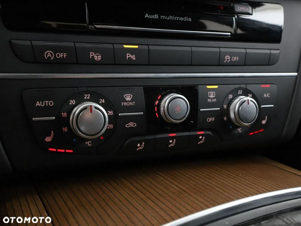 Audi A6 Avant 2.0 TDI Ultra S tronic - 29