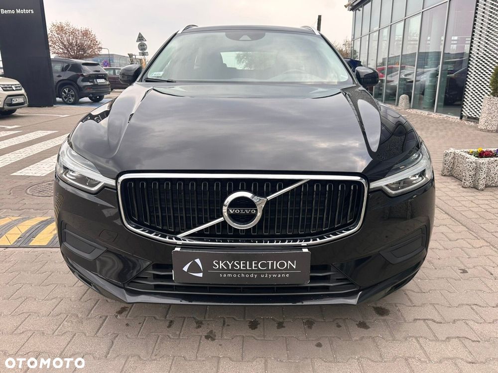 Volvo XC 60 B4 D AWD Momentum - 9