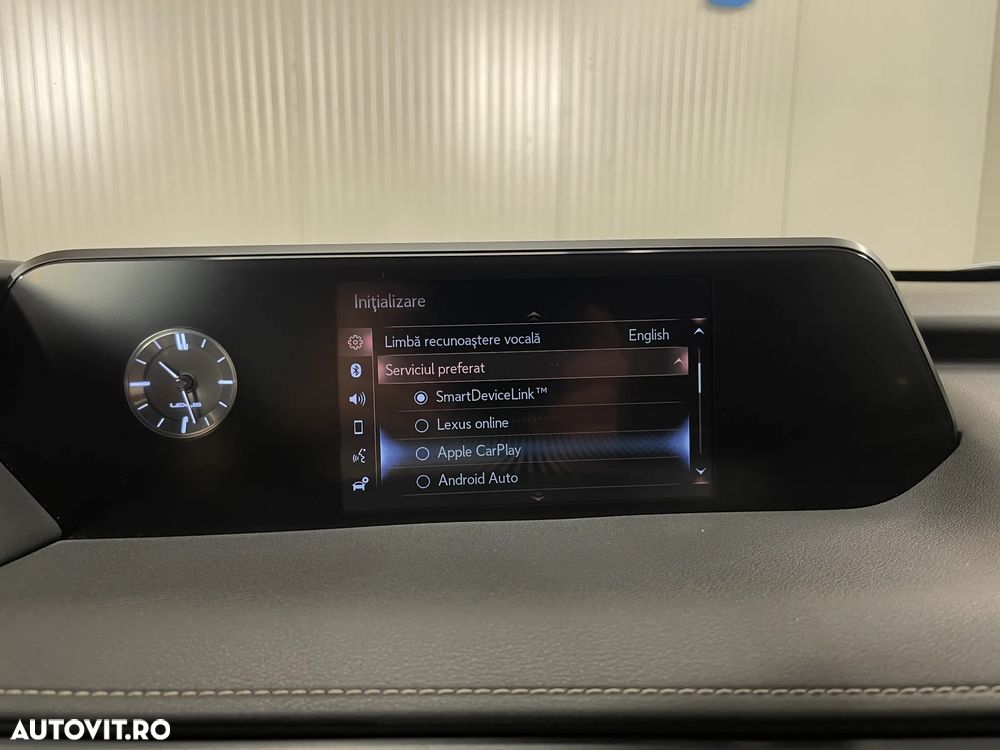 Lexus UX 250h Business Edition - 13