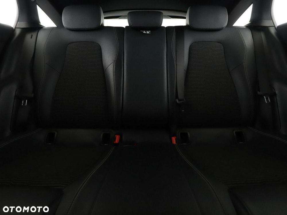 Mercedes-Benz CLA 200 d 8G-DCT Progressive - 19