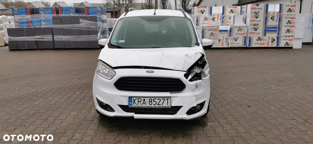 Ford Tourneo Courier 1.5 TDCi Titanium - 11