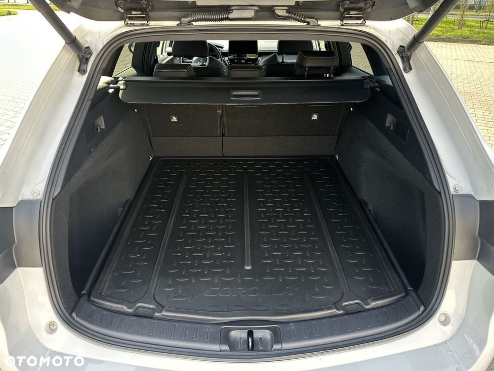 Toyota Corolla 1.8 Hybrid Style - 16