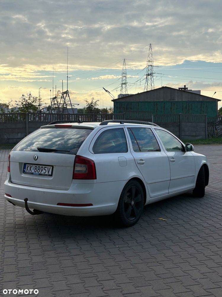 Skoda Octavia 1.8 TSI Family Plus - 4