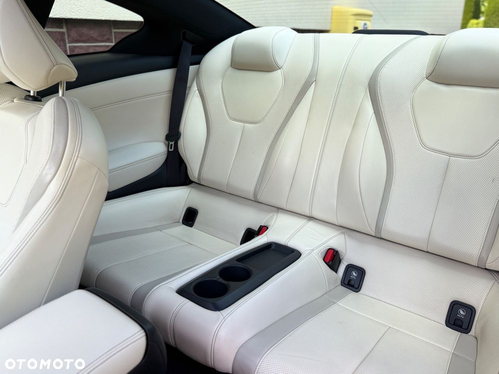 Infiniti Q60 - 32