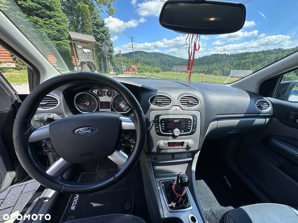 Ford Focus 1.6 Ti-VCT Titanium - 9