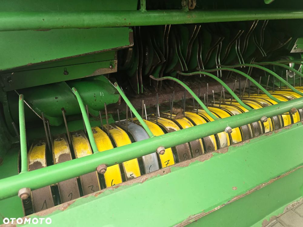 John Deere 678 - 7