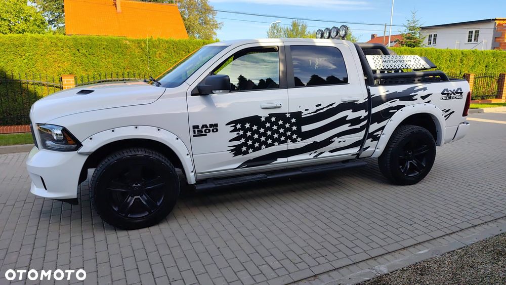 Dodge RAM 5.7 4x4 - 9