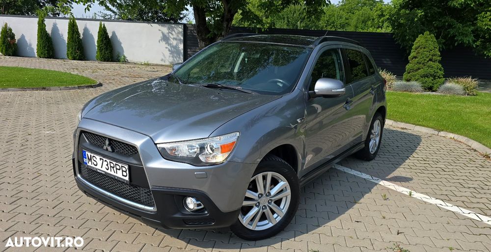 MITSUBISHI ASX