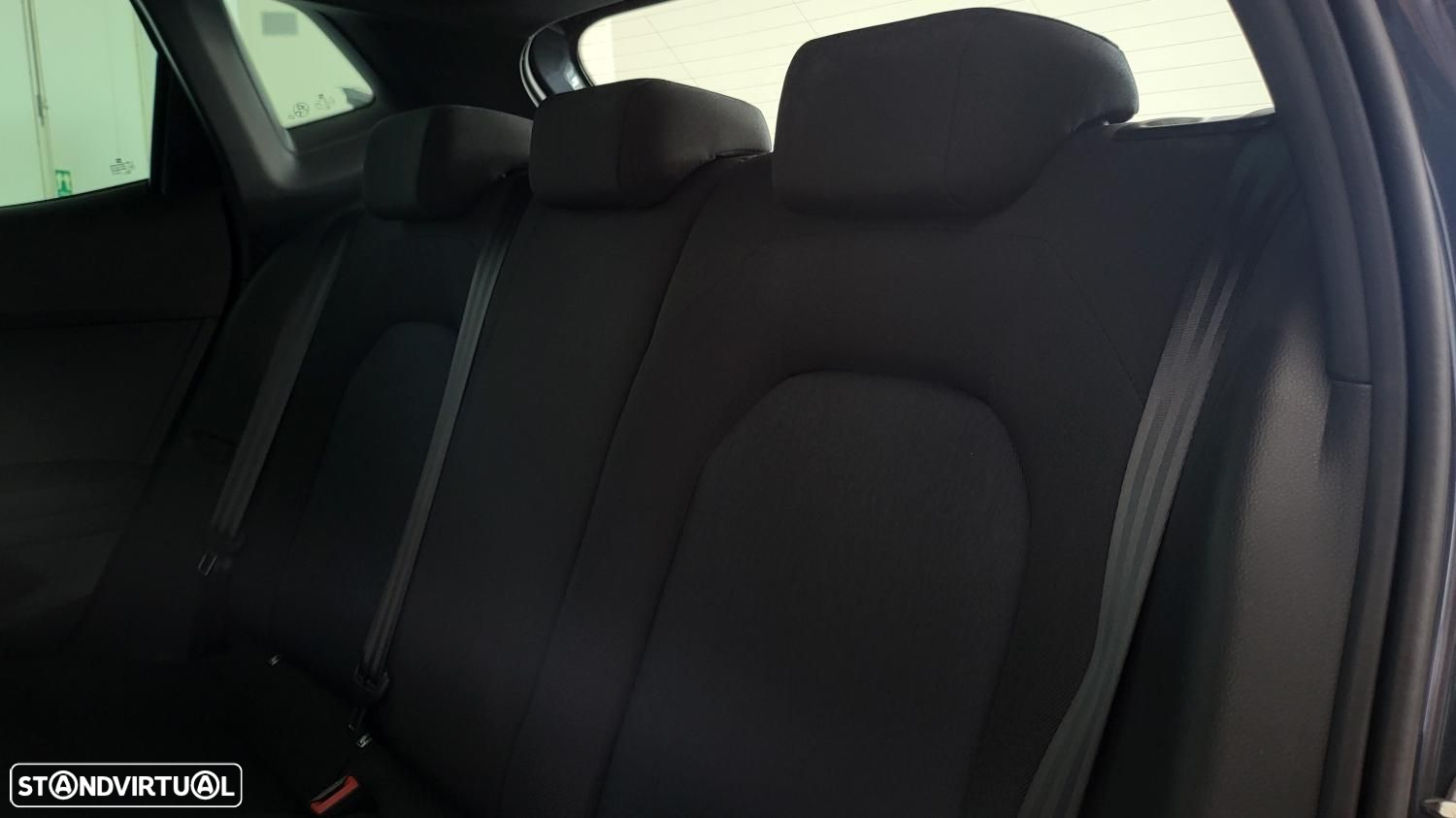 SEAT Ibiza 1.0 TSI FR - 26
