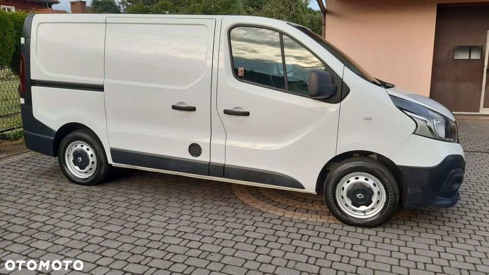 Renault Trafic - 18