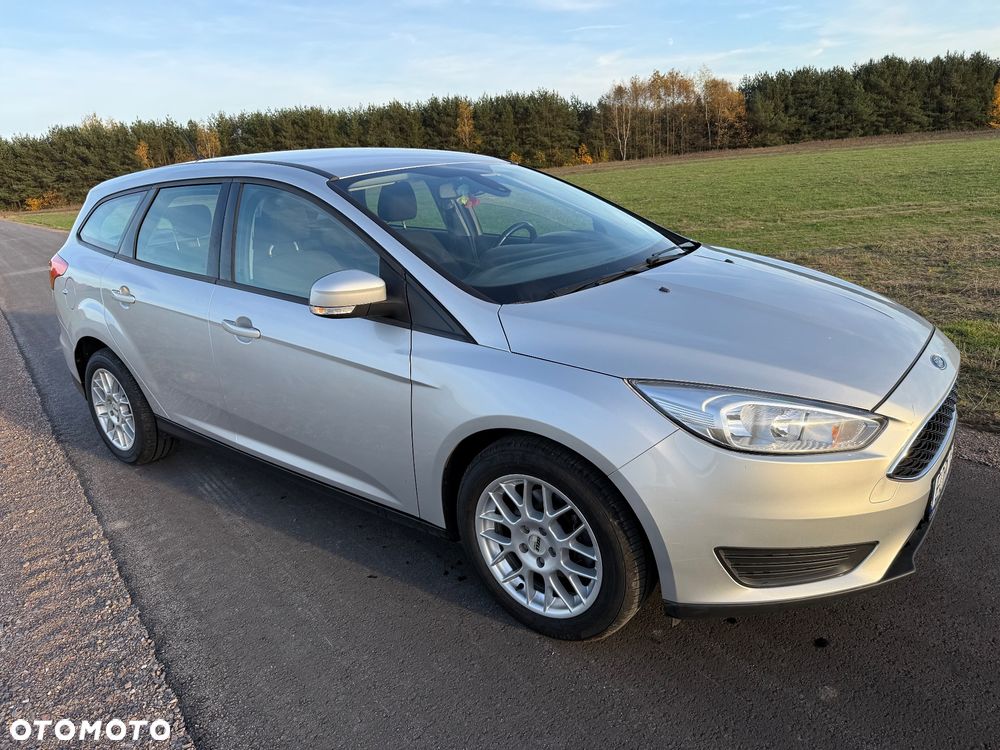 Ford Focus 1.6 SYNC Edition - 18