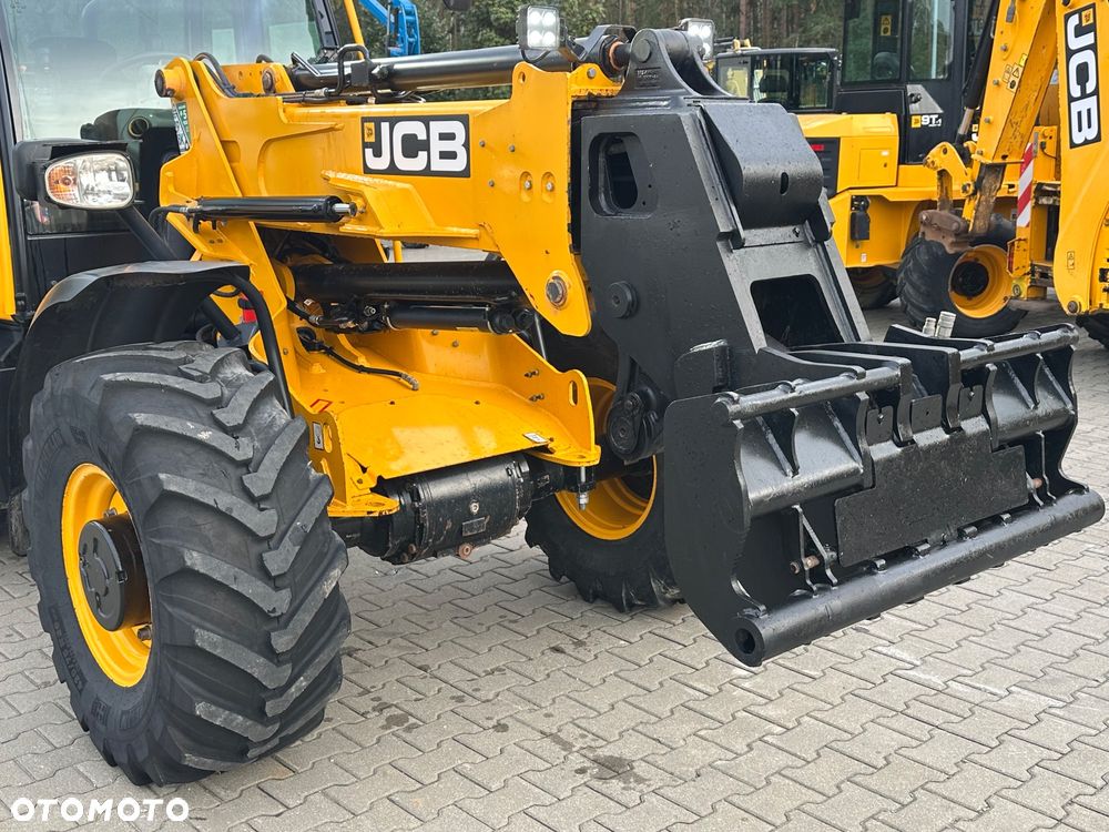 JCB TM280 Agri - 8