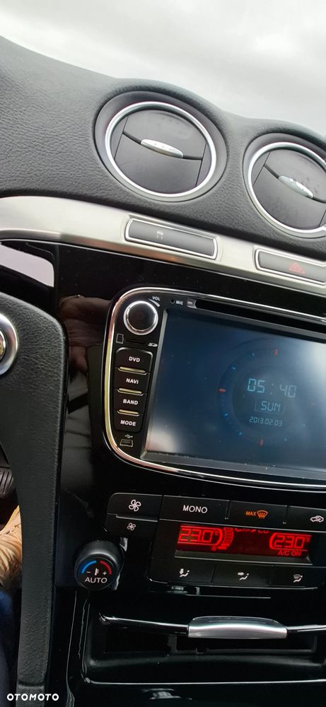 Ford Galaxy 2.0 TDCi Titanium - 25