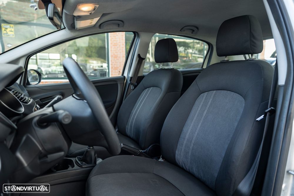 Fiat Punto 1.3 M-Jet Lounge S&S - 11
