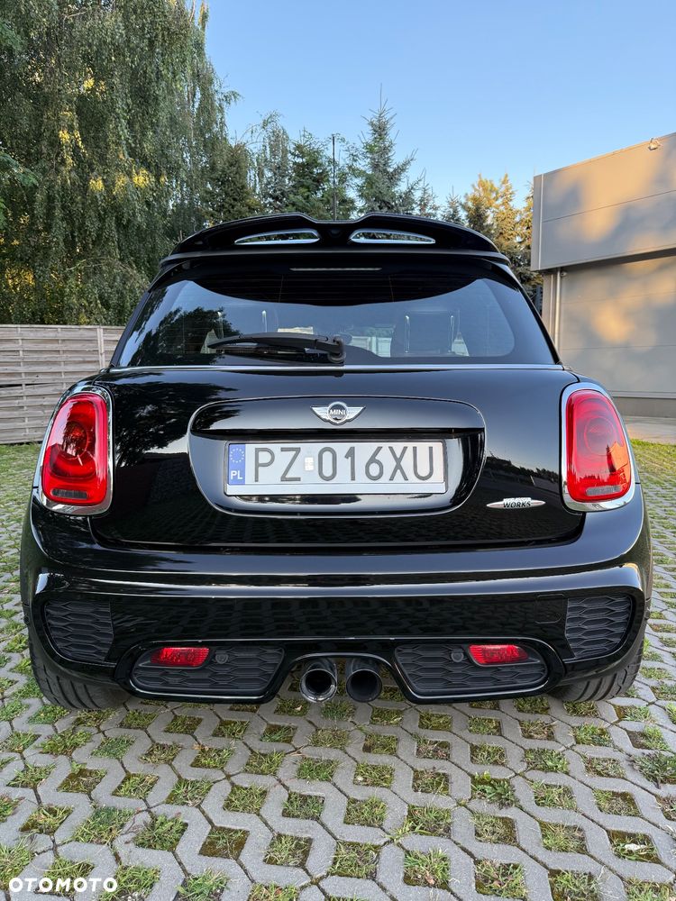 MINI John Cooper Works Standard - 4