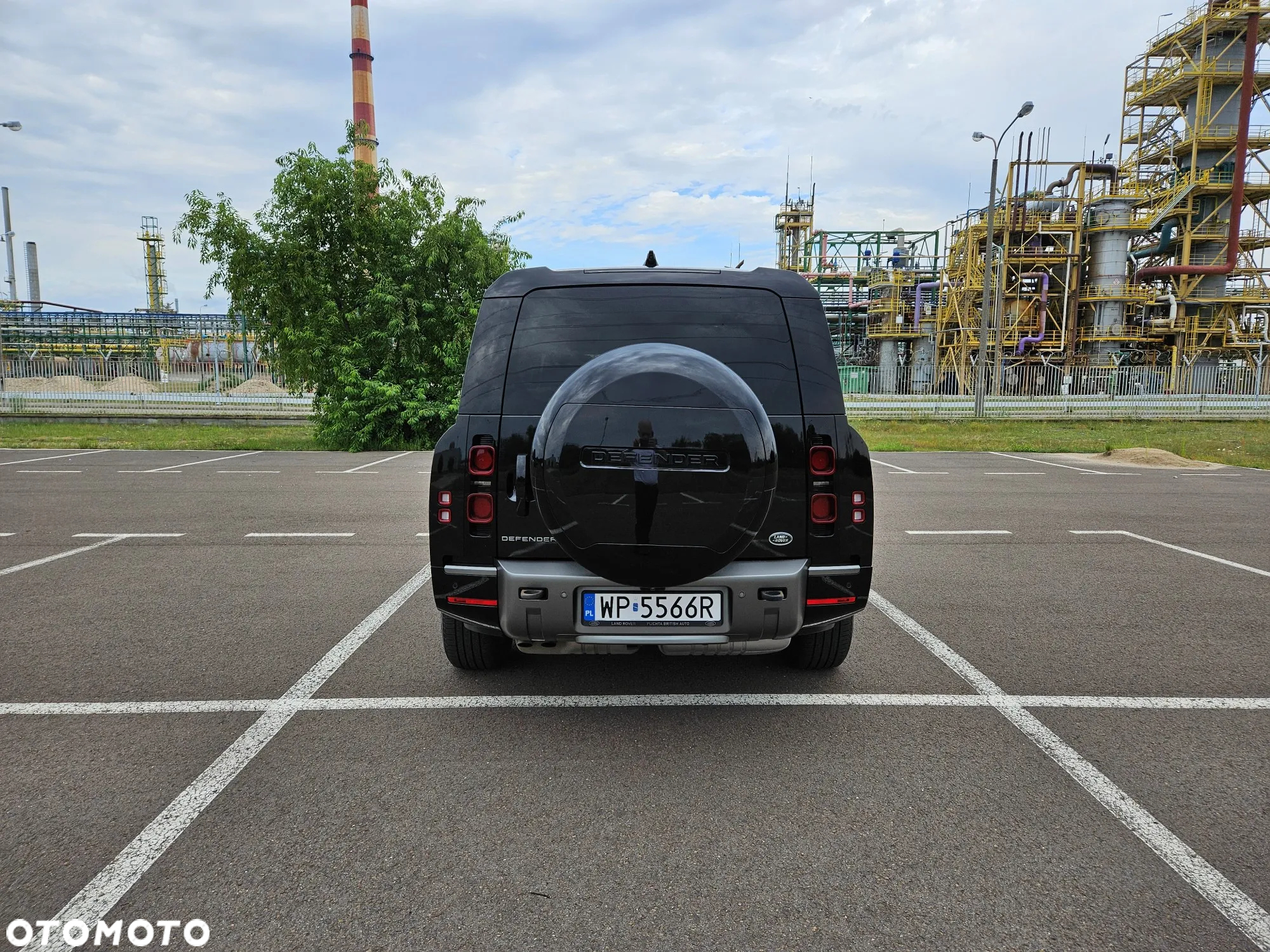 Land Rover Defender 130 3.0 D300 mHEV X-Dynamic HSE - 3