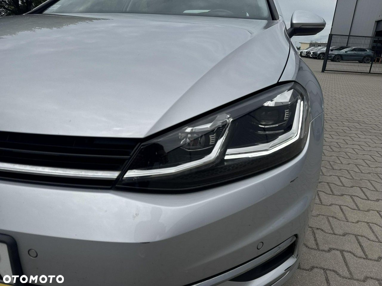 Volkswagen Golf - 9