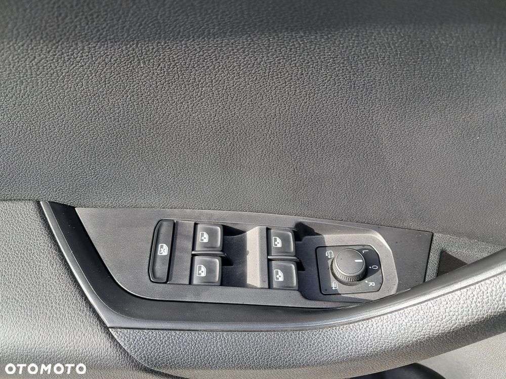 Skoda Karoq 1.5 TSI ACT Style DSG - 25
