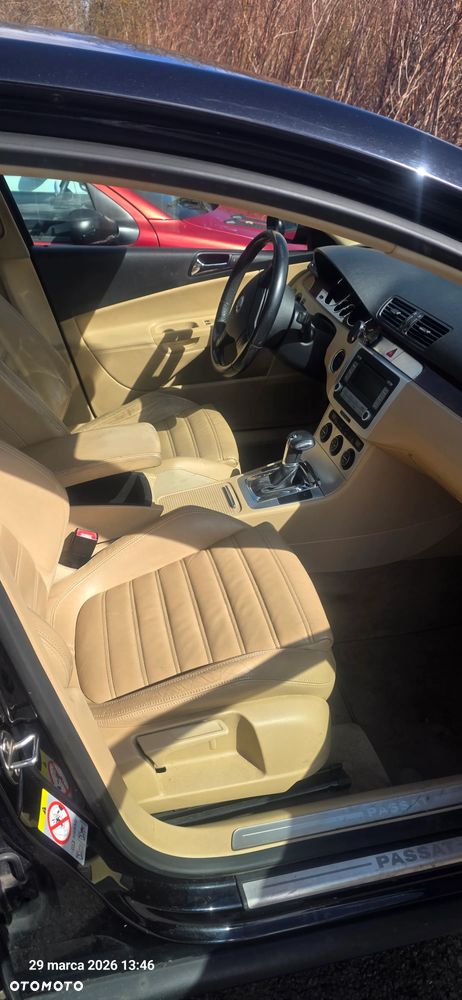 Volkswagen Passat - 9