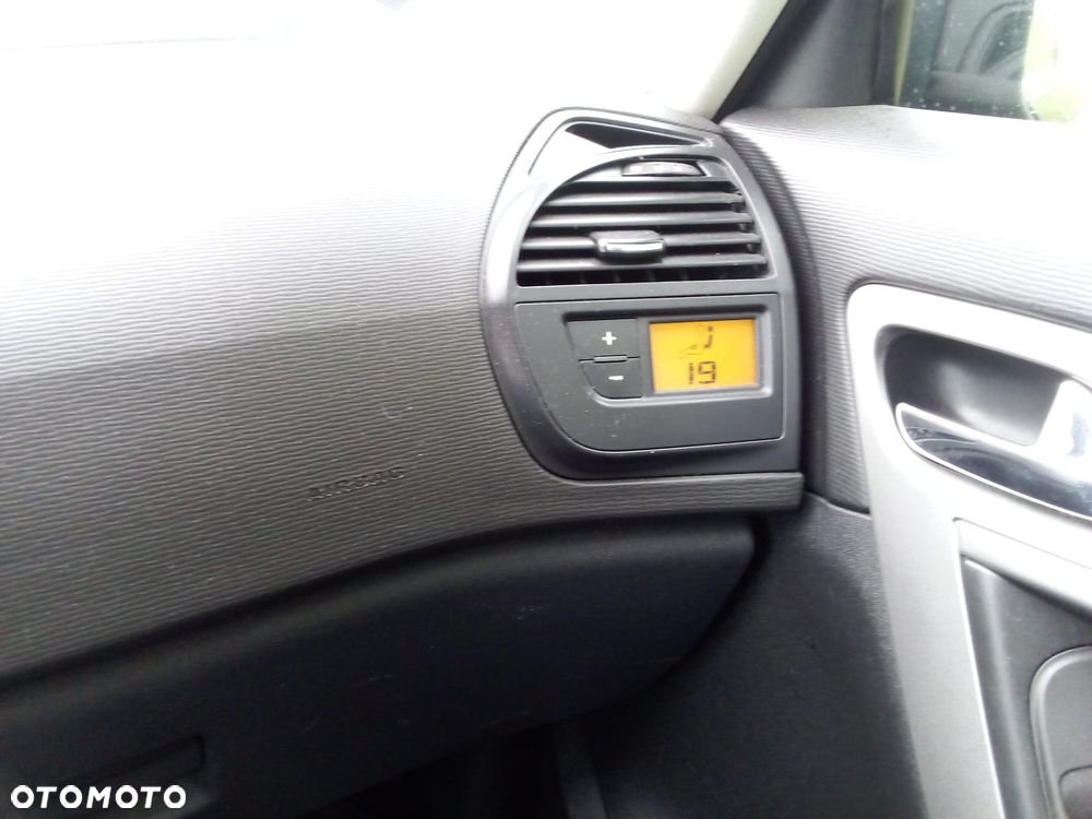 Citroën C4 Picasso 2.0 HDi Exclusive - 11