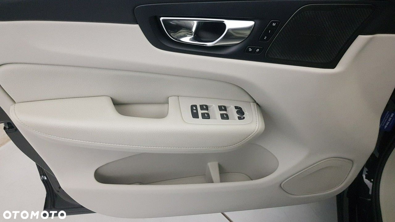Volvo XC 60 - 23