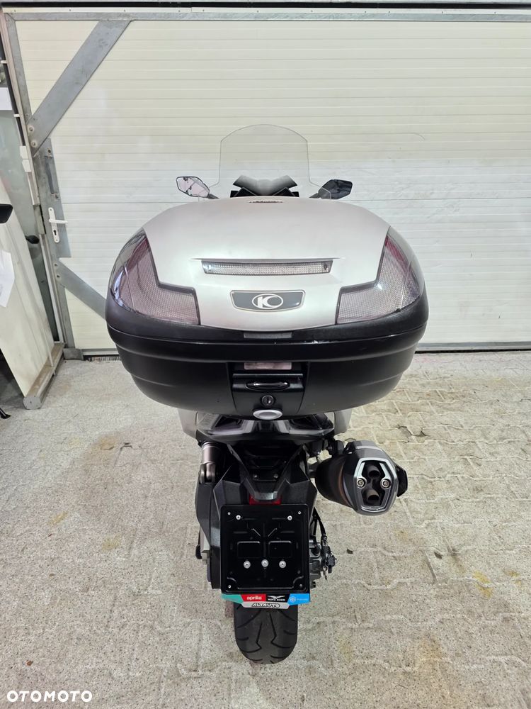 Kymco AK 550 - 24