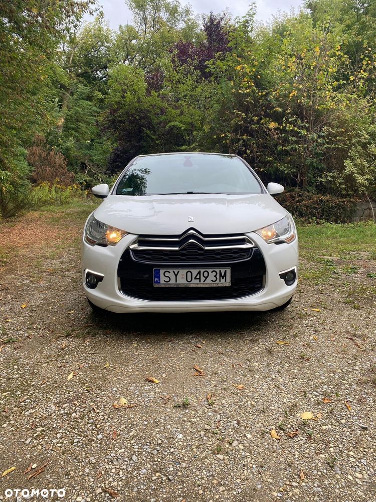 Citroën DS4 1.6 e-HDi SoChic MCP - 4