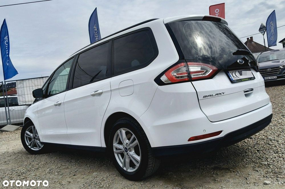 Ford Galaxy - 4