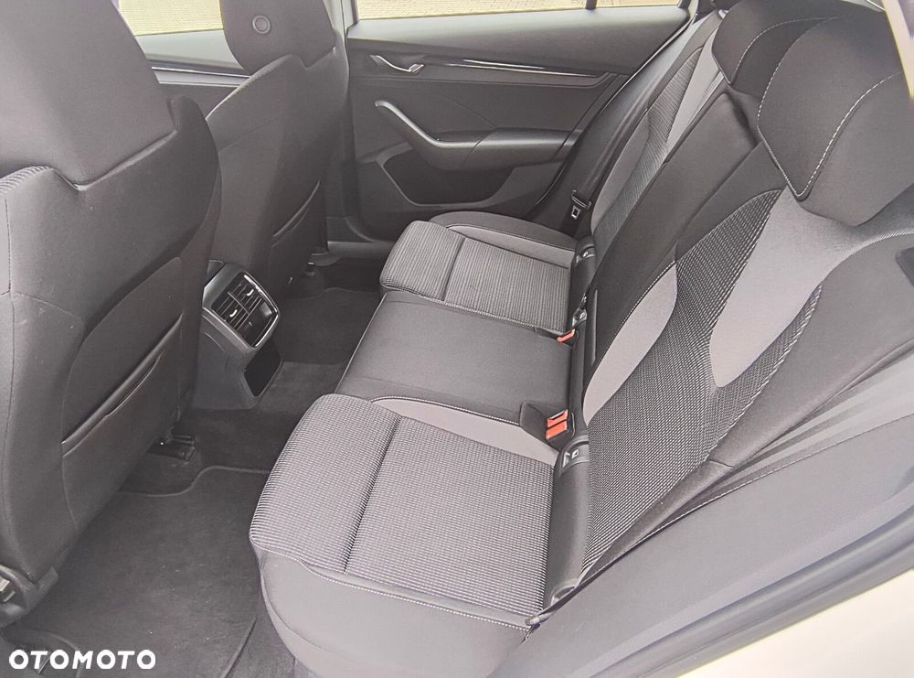 Skoda Octavia 1.4 TSI Plug-In Hybrid Ambition DSG - 15