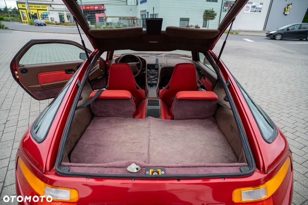 Porsche 928 S4 - 41
