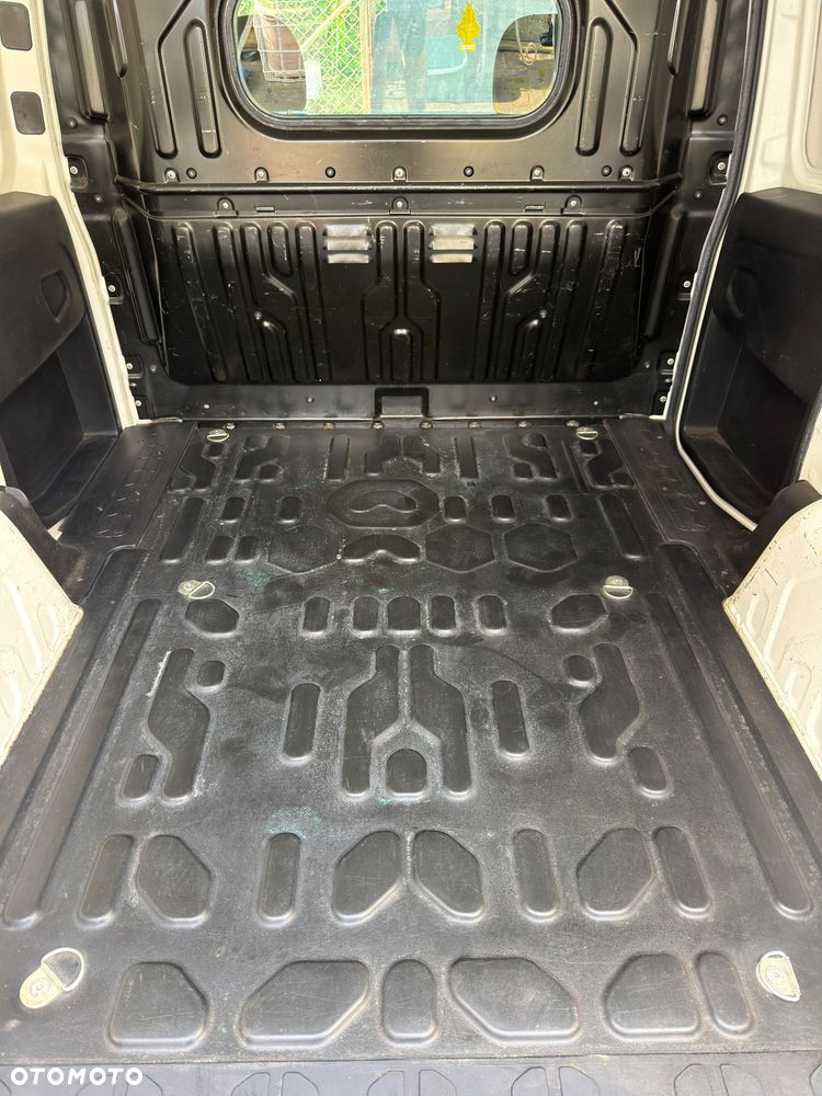 Fiat Doblo - 28