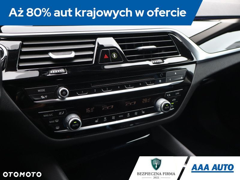 BMW Seria 5 - 21