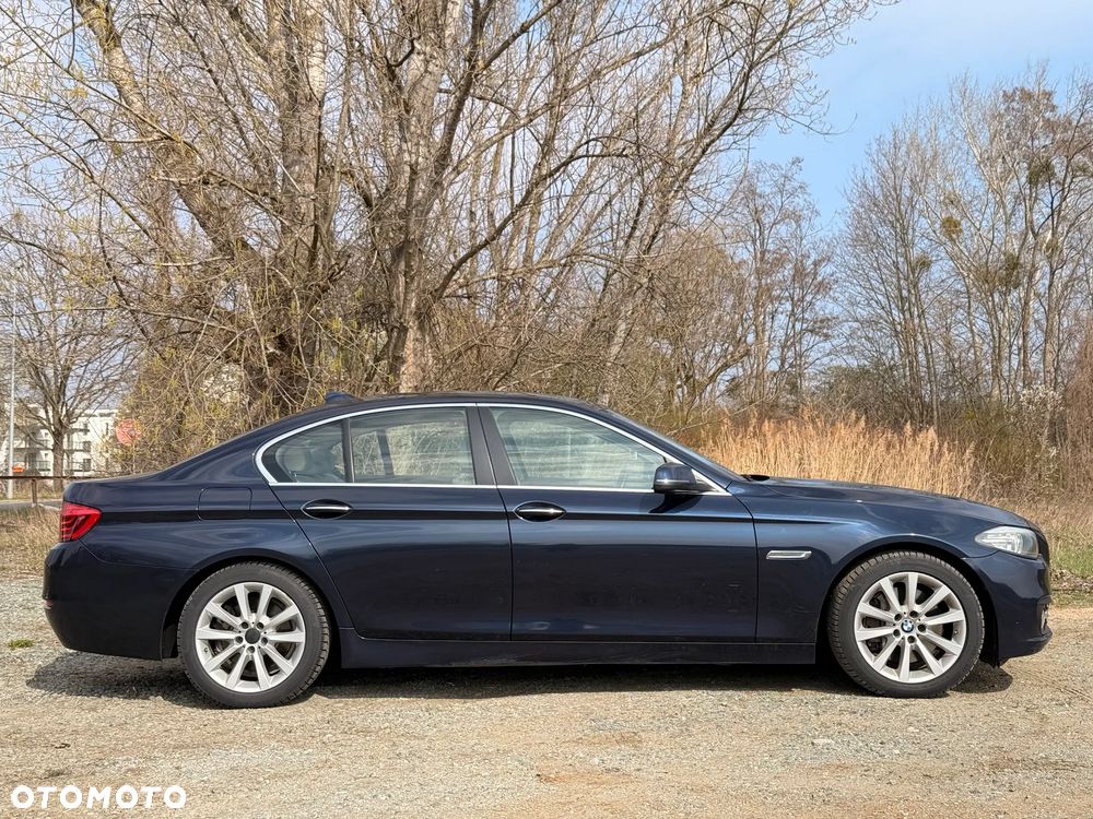 BMW Seria 5 525d - 6