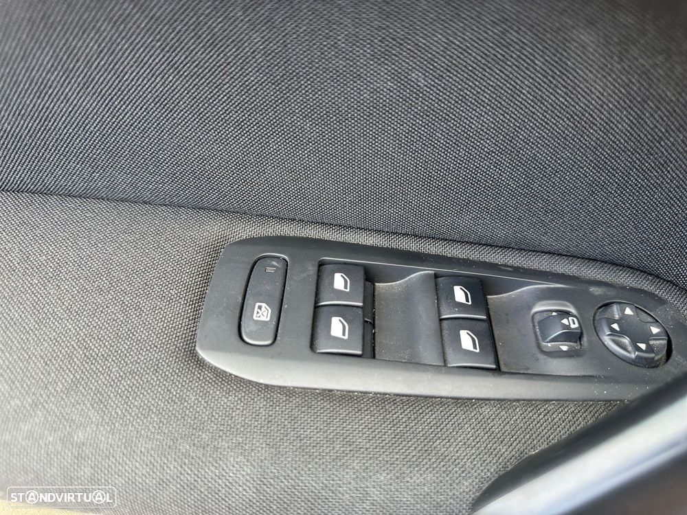 Peugeot 308 SW 1.5 BlueHDi Style - 18