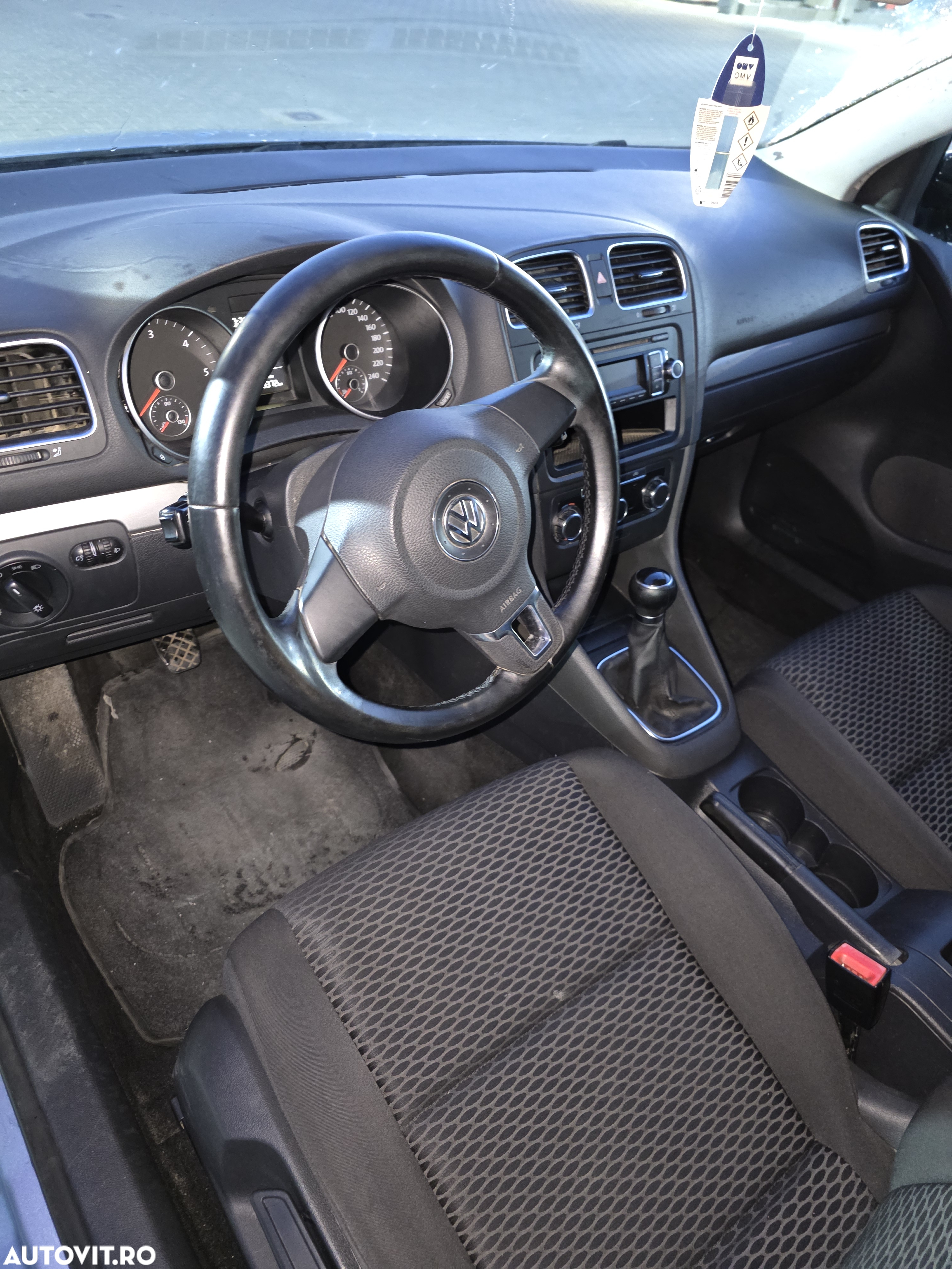 Volkswagen Golf 2.0 TDI DPF Comfortline - 9