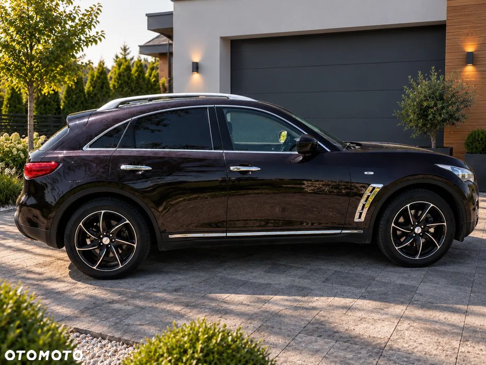 Infiniti FX FX30d S Premium - 2