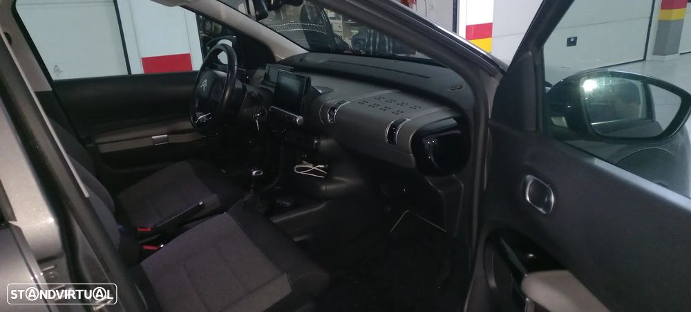 Citroën C4 Cactus 1.5 BlueHDi Shine Pack - 17