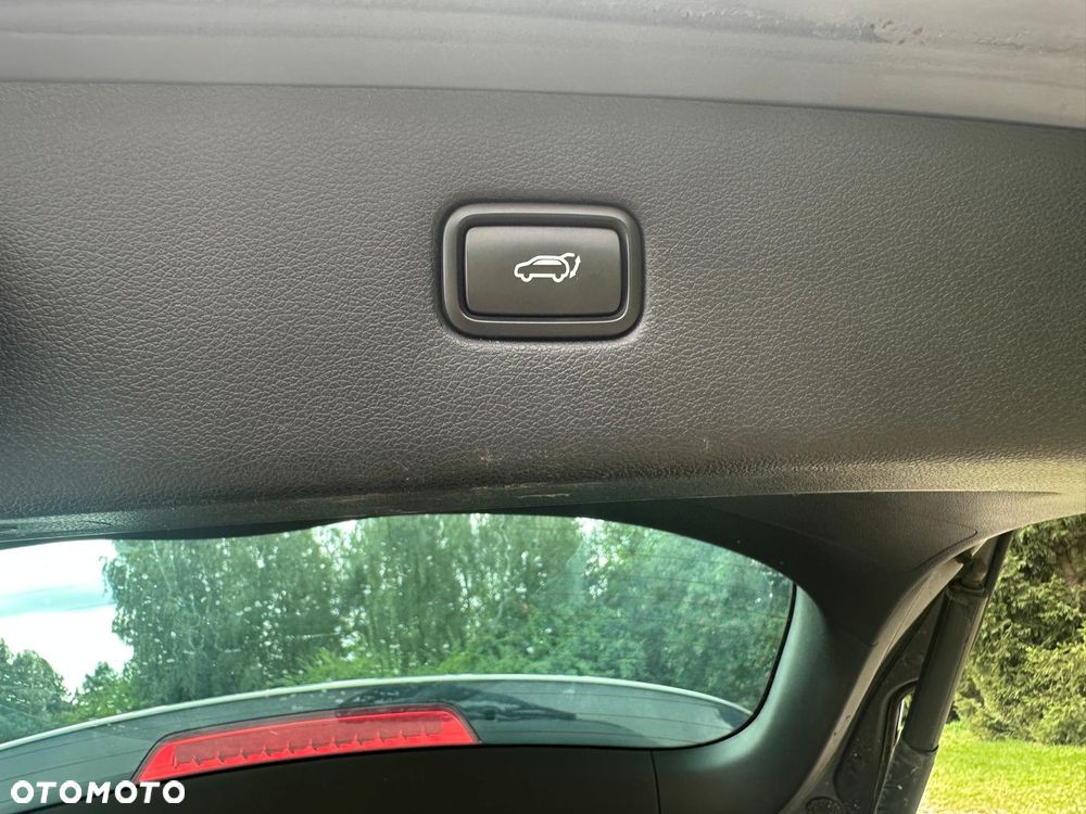 Hyundai Tucson 2.0 CRDi 48V Premium 4WD - 33
