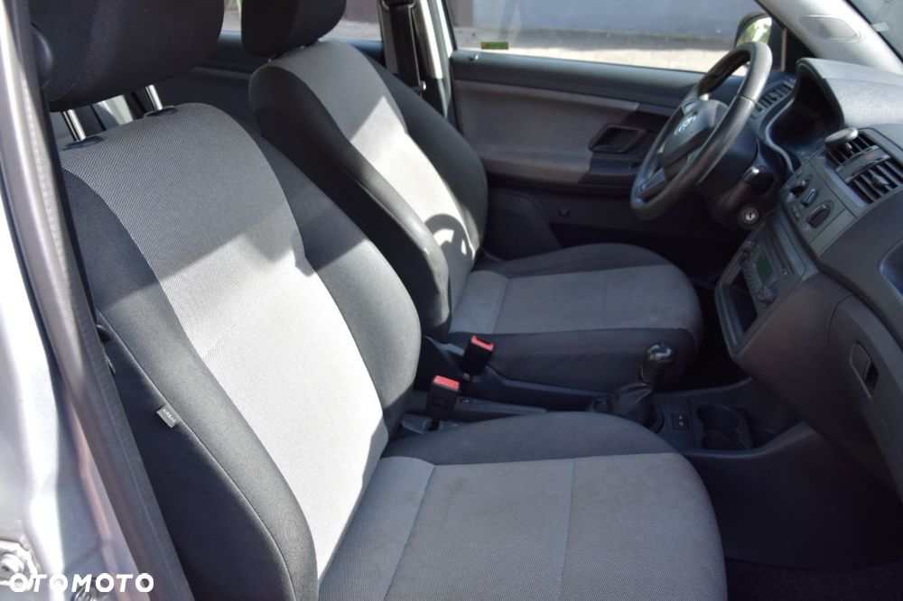 Skoda Fabia 1.6 TDI DPF Active Plus - 10
