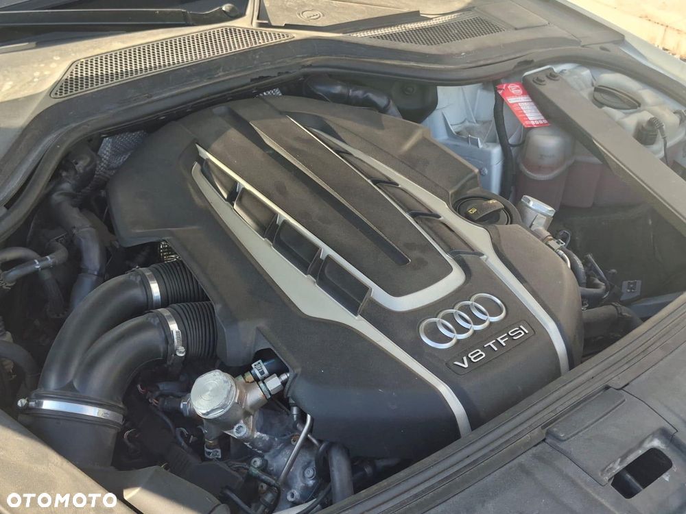 Audi A8 4.0 TFSI L Quattro - 3