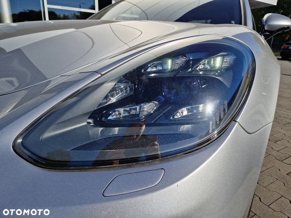 Porsche Panamera - 8