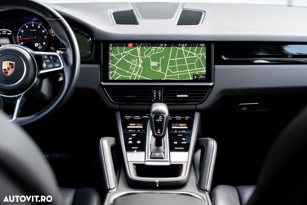 Porsche Cayenne Tiptronic S Platinum Edition - 13