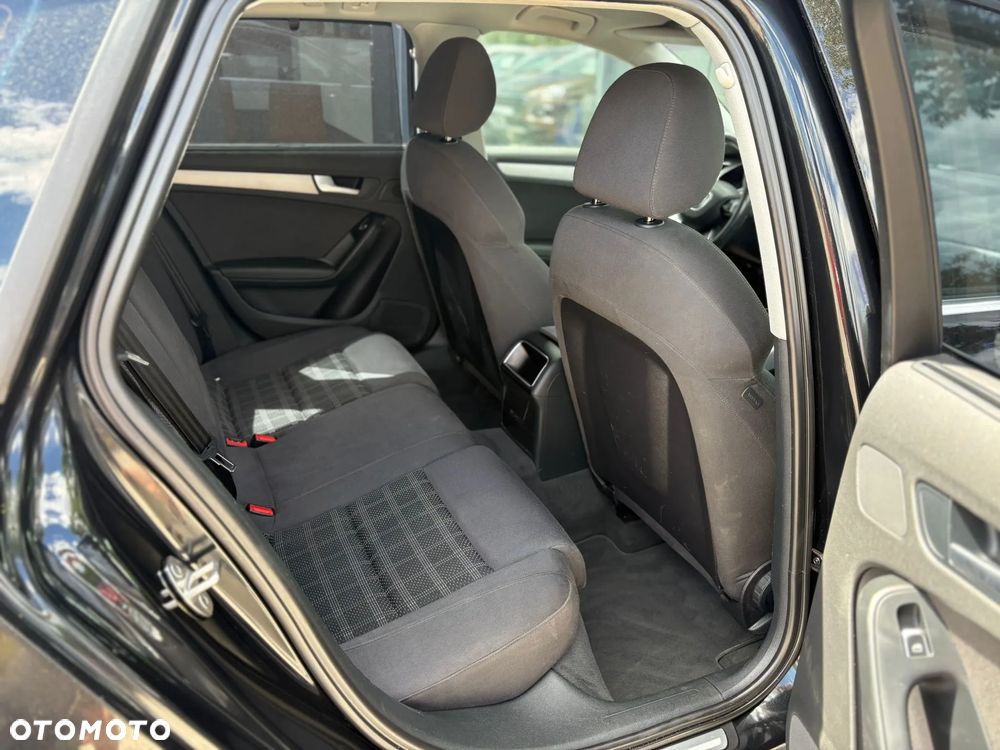 Audi A4 Avant 2.0 TDI DPF multitronic S line Sportpaket - 10