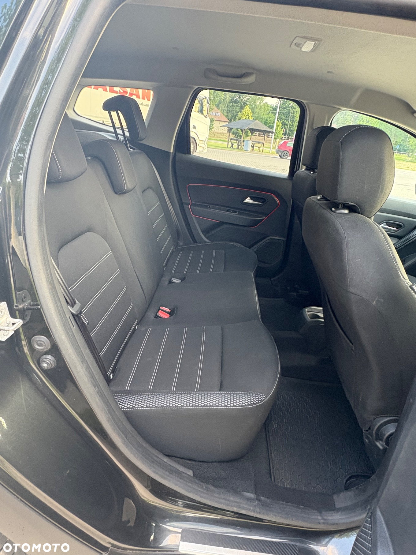 Dacia Duster 1.6 SCe Ambiance S&S - 18
