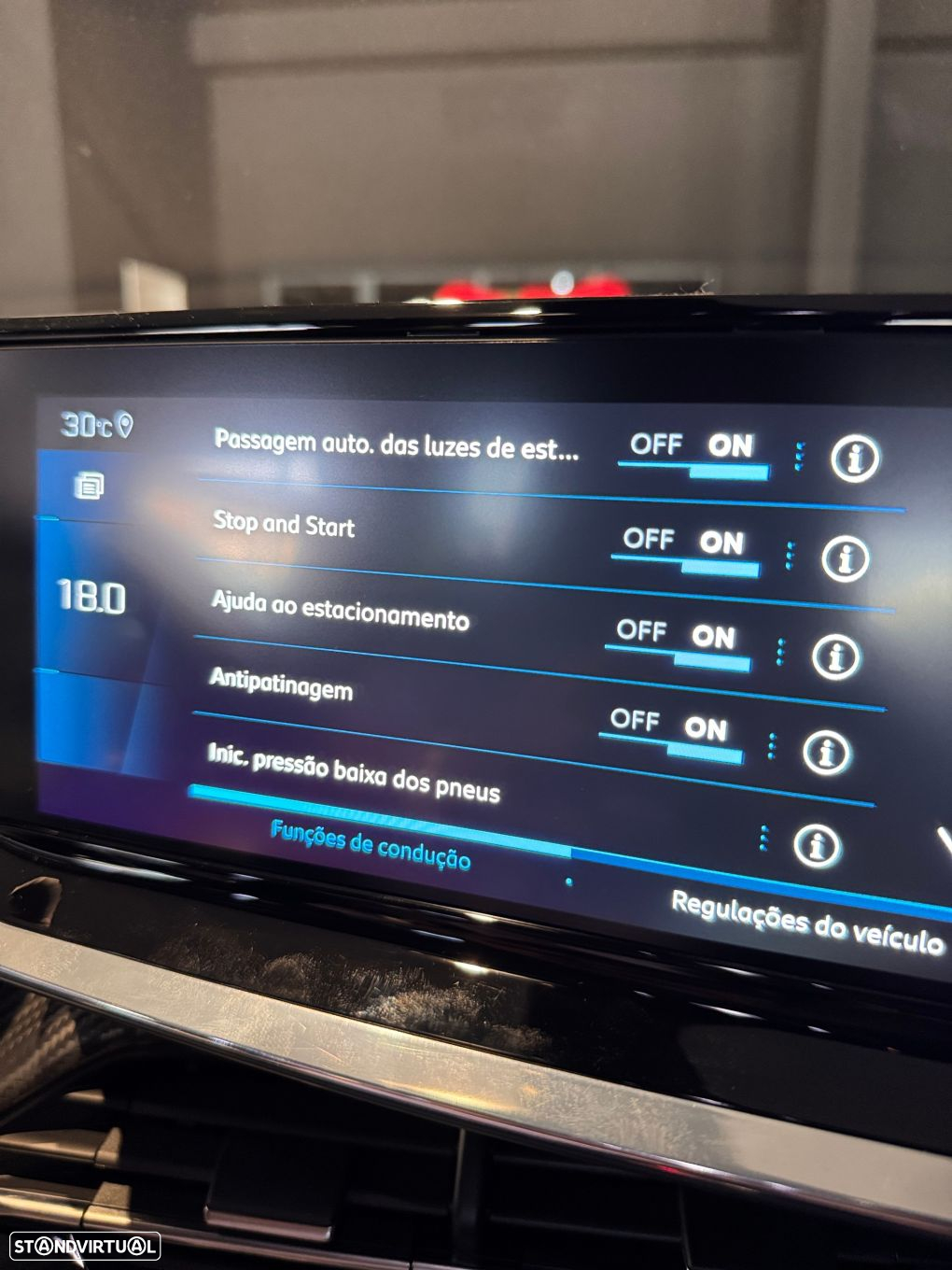 Peugeot 2008 1.5 BlueHDi GT Pack EAT8 - 26