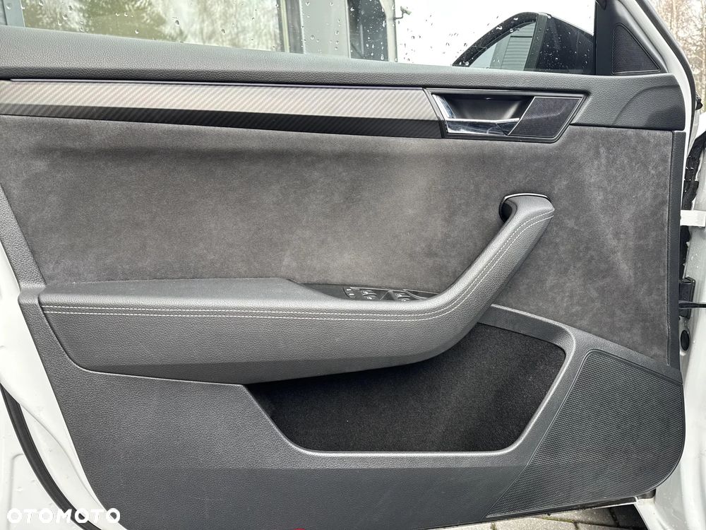 Skoda Superb 1.5 TSI Sportline DSG - 15