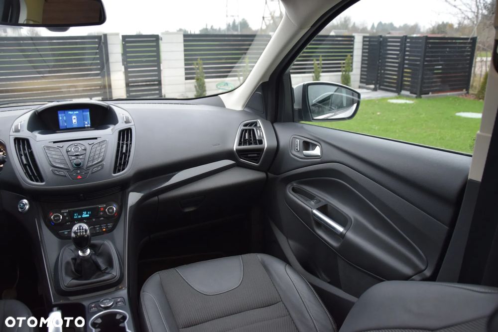 Ford Kuga 2.0 TDCi 4x4 Individual - 33