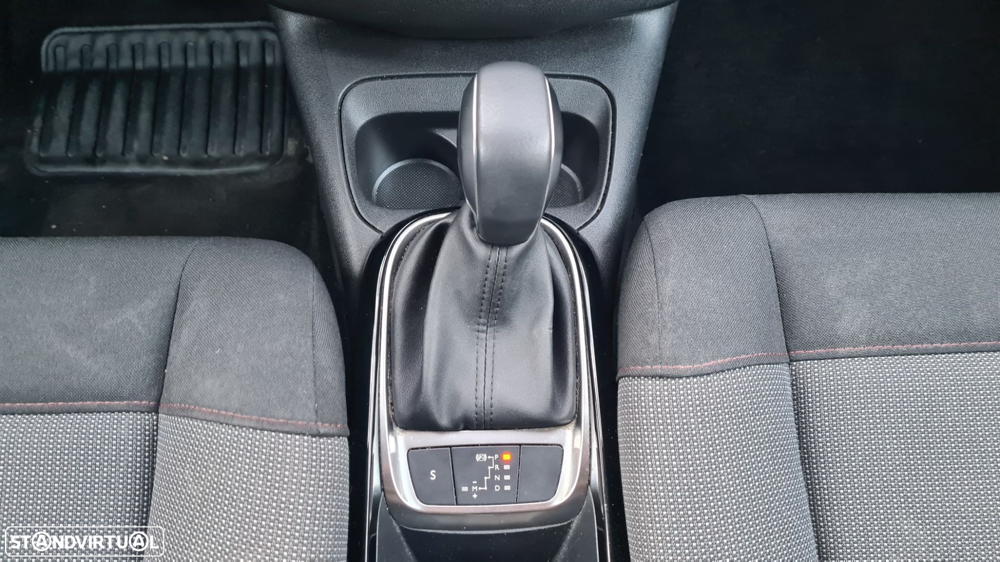 Citroën C4 Cactus - 37